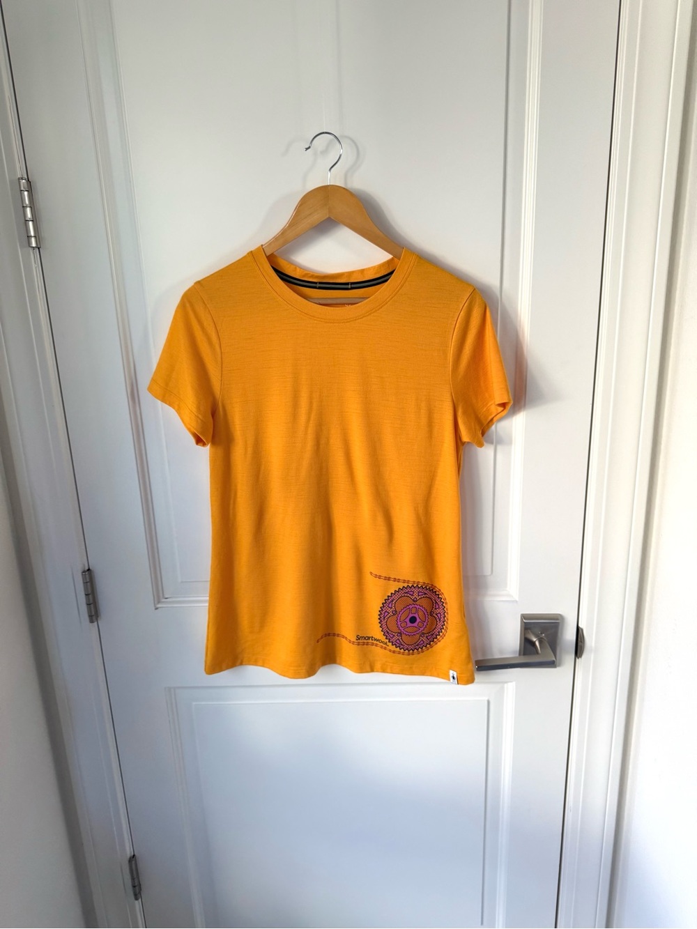 Smartwool Yellow Bicycle Gear Wool Shirt Women’s Medium - Short Sleeve Shirt